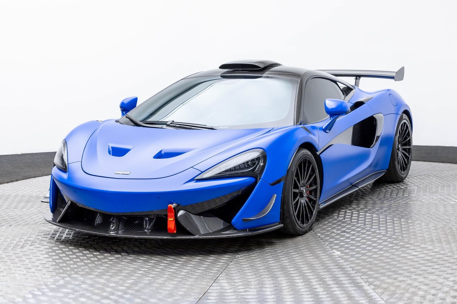 2020 McLaren 620 Base in Blue — front three-quarter view