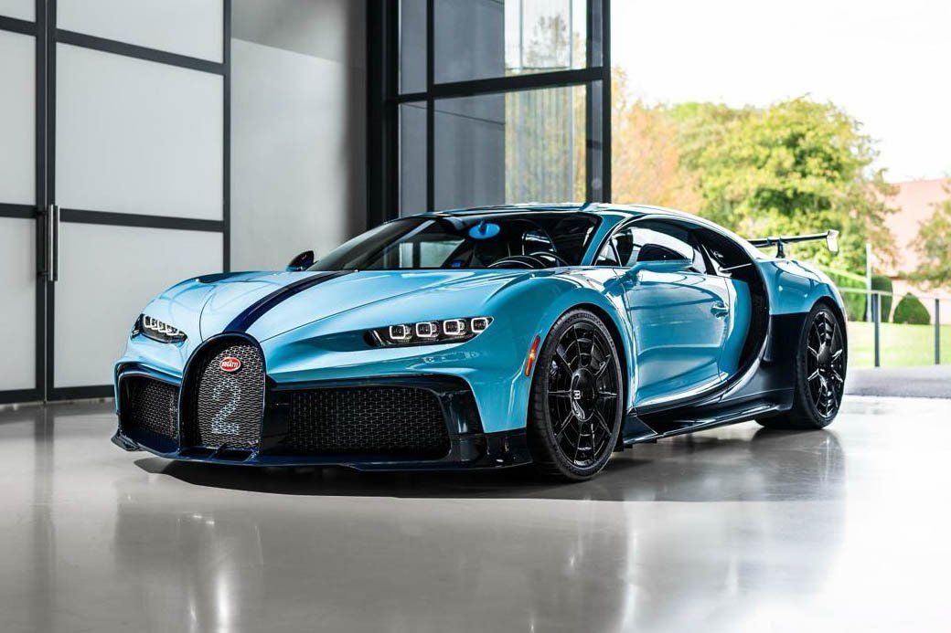 2023 Bugatti Chiron Pure Sport in Blue — front three-quarter view